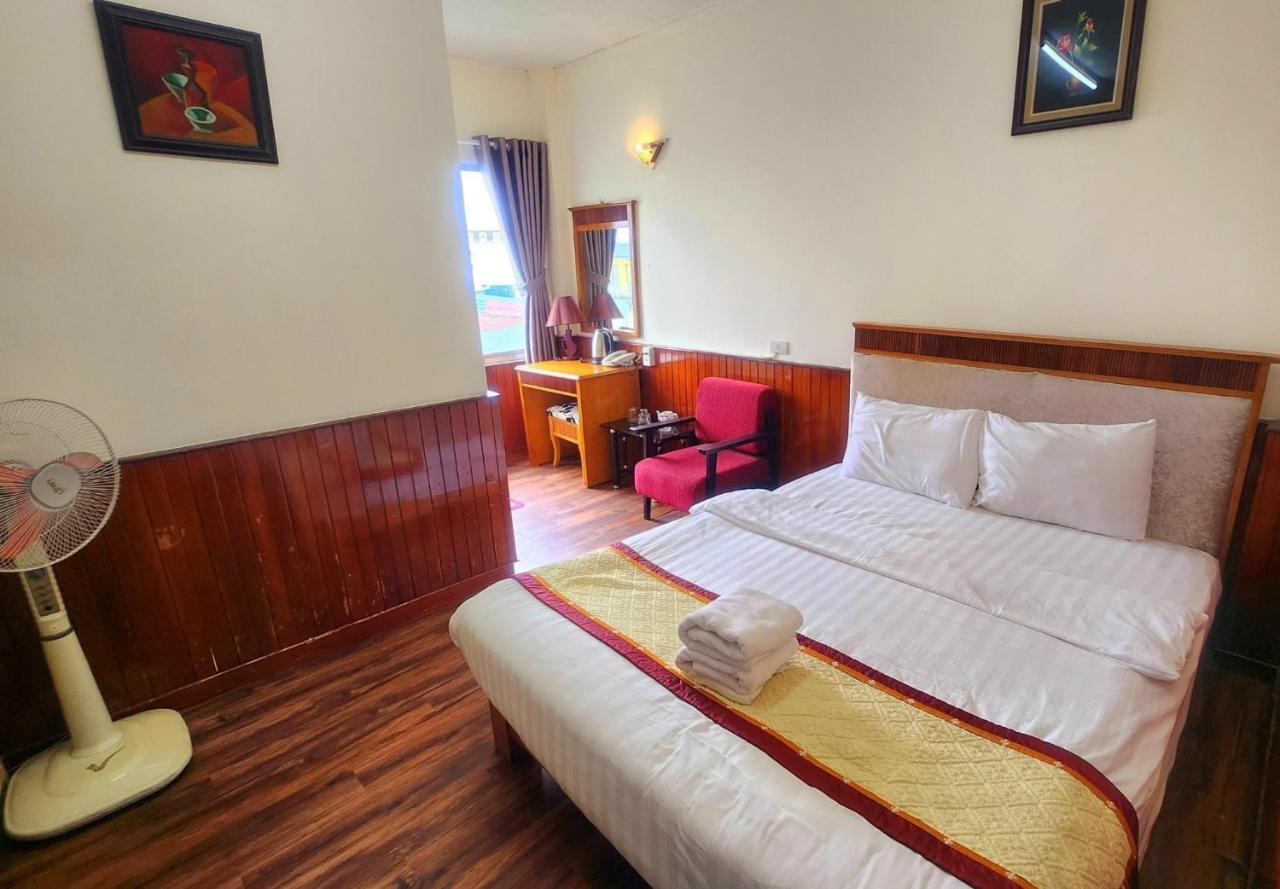 Anh Dao Hotel Dalat Exteriör bild
