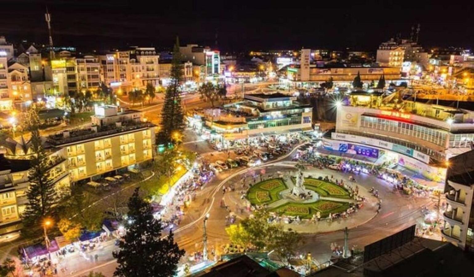 Anh Dao Hotel Dalat Exteriör bild